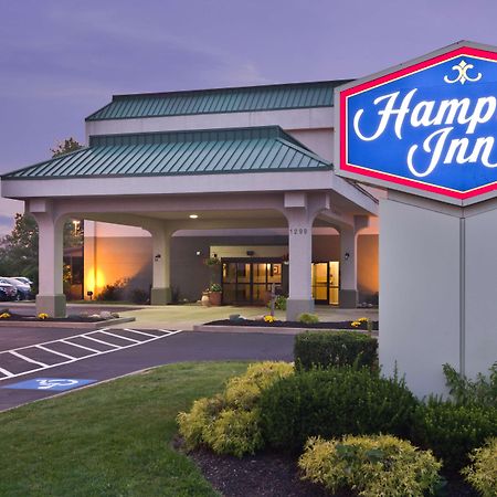Hampton Inn ניו פילדלפיה מראה חיצוני תמונה