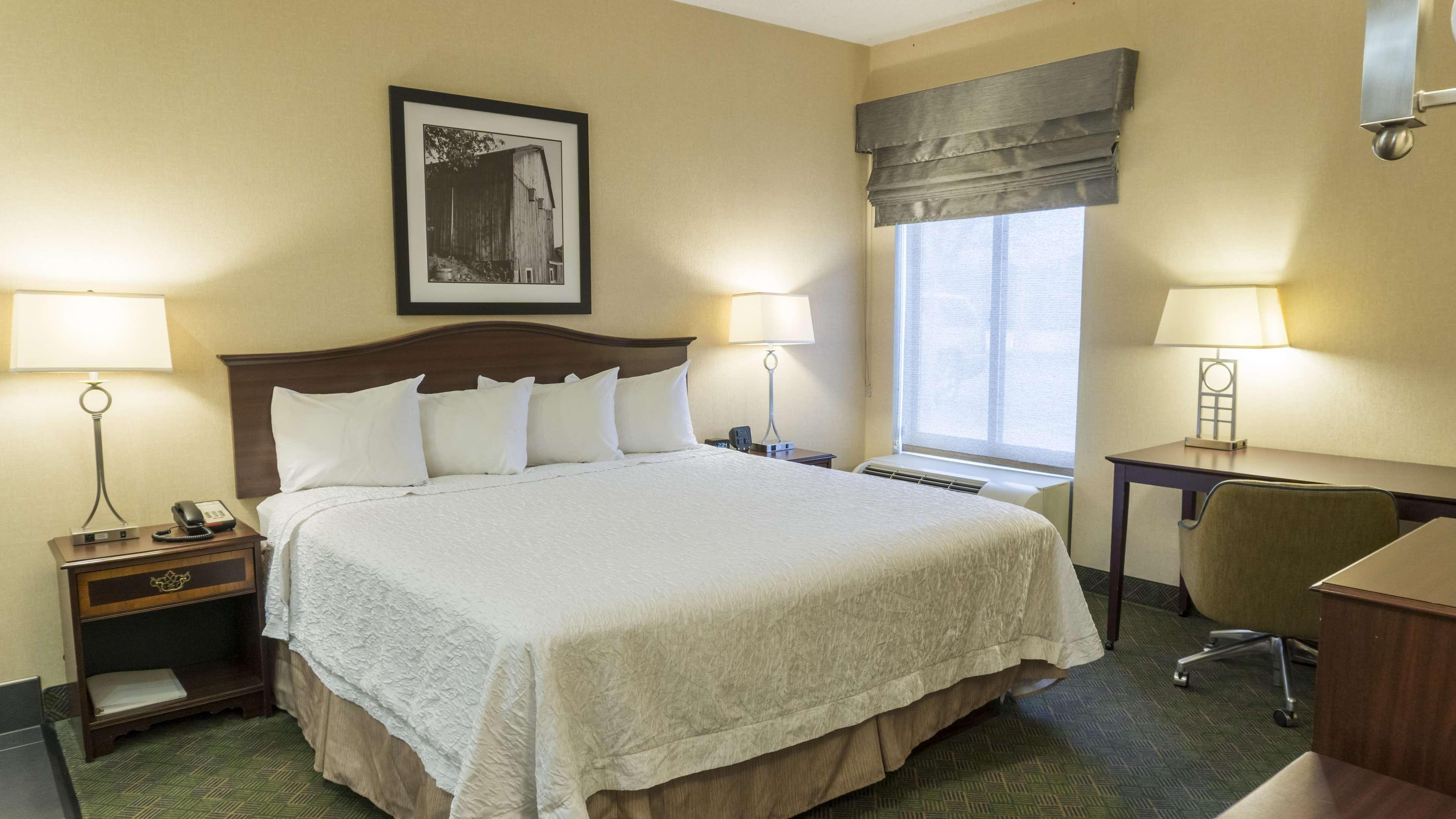 Hampton Inn ניו פילדלפיה מראה חיצוני תמונה